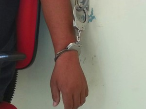 Agente da Penitenciária de Lucélia levava tablete de maconha na cueca (Foto: Polícia Civil / Cedida)
