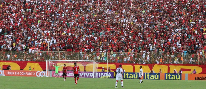 vitória x atlético-pr; torcida vitória (Foto: Francisco Galvão/EC Vitória) vitória x atlético-pr; torcida vitória (Foto: Francisco Galvão/EC Vitória)