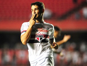 Alexandre Pato, gol São Paulo x Danubio (Foto: Alan Morici / Agência Estado)