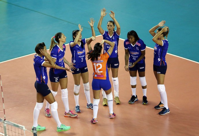 Em busca do 4º lugar na tabela, equipe do Minas tenta mais uma vitória na Superliga de Vôlei Feminino (Foto: Divulgação/MTC)