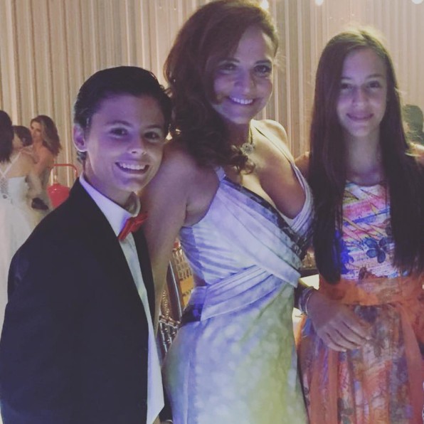 Luiza Tomé também é mãe de gêmeos, de 12 anos (Foto: Reprodução / Instagram)