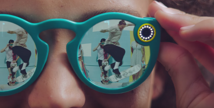 Spectacles tem visual simples, mas inova na câmera (Foto: Reprodução/Felipe Vinha)