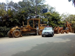 Obra de ampliação de rodovia SP 131 é embargada em Ilhabela (Foto: Divulgação/Polícia Ambiental)