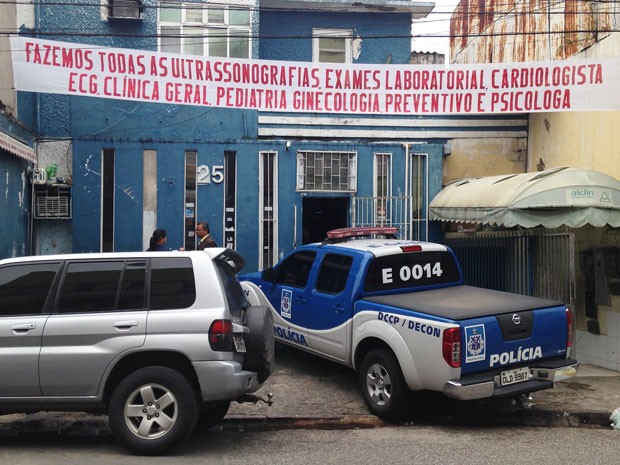 Clnica clandestina interditada em Salvador (Foto: Divulgao/Decom)