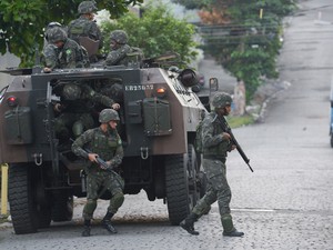 De acordo com o Ministério da Defesa, a Força de Pacificação atuará até o dia 31 de julho  (Foto: Erbs Jr./Estadão Conteúdo)