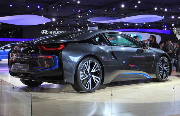 BMW i8 no Salão do Automóvel 2014 (Foto: Fabio Aro/Autoesporte)