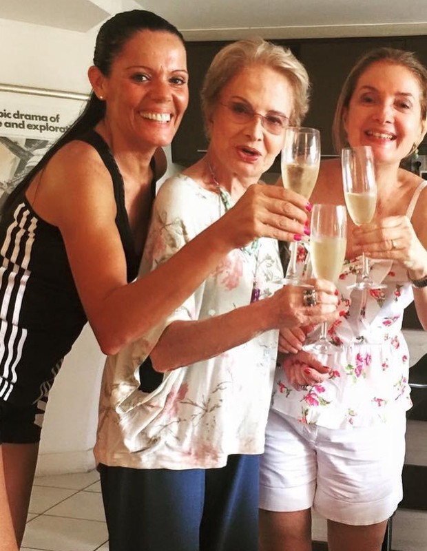 Mocita Fagundes, Glória Menezes e Maria Amélia Britto  (Foto: Reprodução/Instagram)