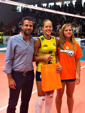 vôlei Monique Brasil x Itália torneio de Alassio (Foto: Leonardo Moraes / CBV) vôlei Monique Brasil x Itália torneio de Alassio (Foto: Leonardo Moraes / CBV)