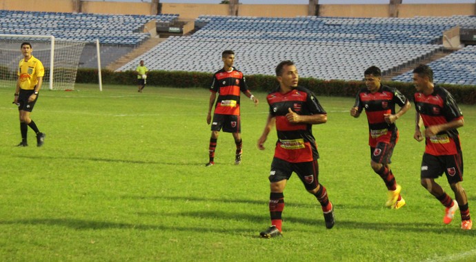 Flamengo-PI x Piauí (Foto: Abdias Bideh/GloboEsporte.com) Flamengo-PI x Piauí (Foto: Abdias Bideh/GloboEsporte.com)