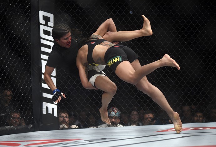 Jessica Aguilar Cláudia Gadelha UFC Rio UFC 190 MMA (Foto: André Durão)
