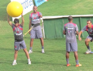 Juninho e Alecsandro Vasco  (Foto: André Casado / Globoesporte.com)