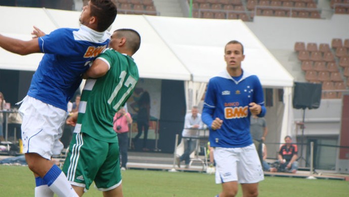 Equipe júnior do Cruzeiro faz 3 a 0 no Panathinaikos, na estreia da Copa Amsterdam (Foto: Cruzeiro/Divulgação)
