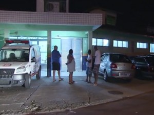 Pacientes tiveram que ir até Agenor de Campos, bairro a sete quilometros do PS Central, para serem atendidos. (Foto: Reprodução/TV Tribuna)