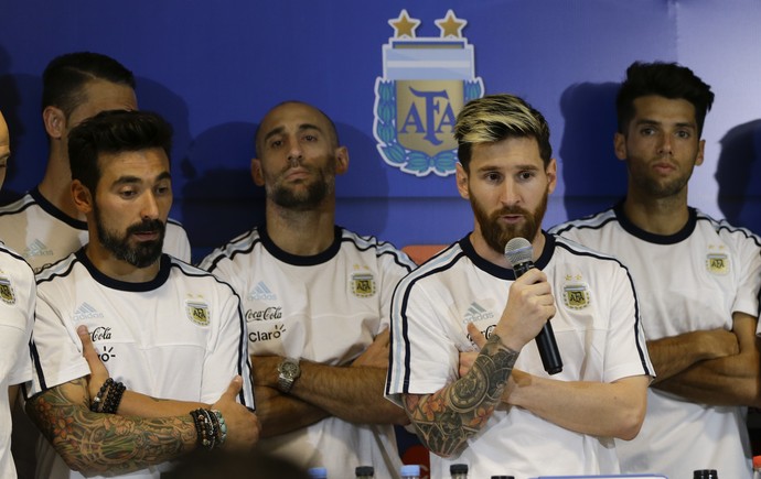 Resultado de imagem para maconha na Seleção Argentina