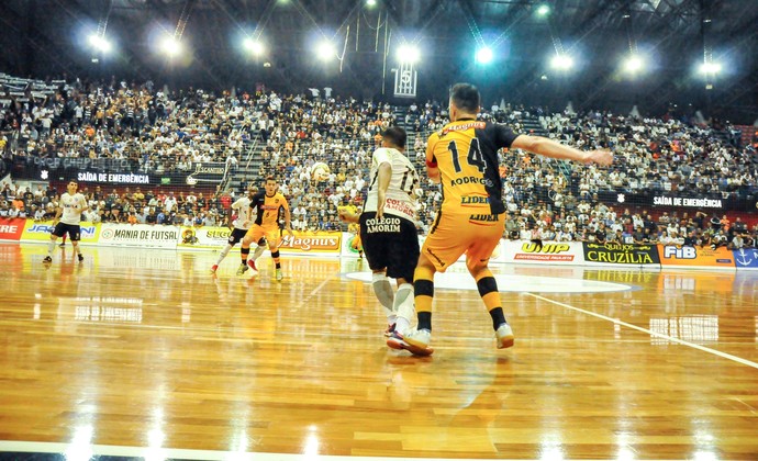 Corinthians x Sorocaba - Final da Liga Paulista de Futsal 2016 (Foto: Danilo Camargo/ Magnus Futsal) Corinthians x Sorocaba - Final da Liga Paulista de Futsal 2016 (Foto: Danilo Camargo/ Magnus Futsal)