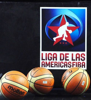 Bolas Liga das Américas de Basquete (Foto: Marcelo Figueras / FIBA Americas)