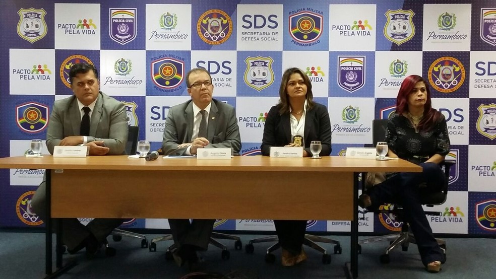 Números foram apresentados em coletiva de imprensa da Secretaria de Defesa Social de Pernambuco nesta quarta-feira (15) (Foto: Marina Meireles/G1)