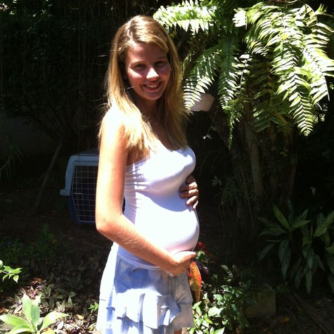 Debby Lagranha, grávida de cinco meses (Foto: Arquivo pessoal)