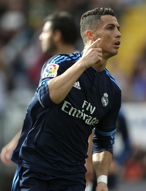 Cristiano Ronaldo comemora gol, Málaga x Real Madrid (Foto: EFE/Daniel Pérez)