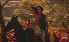 Miguel encontra Olívia e os dois saem juntos