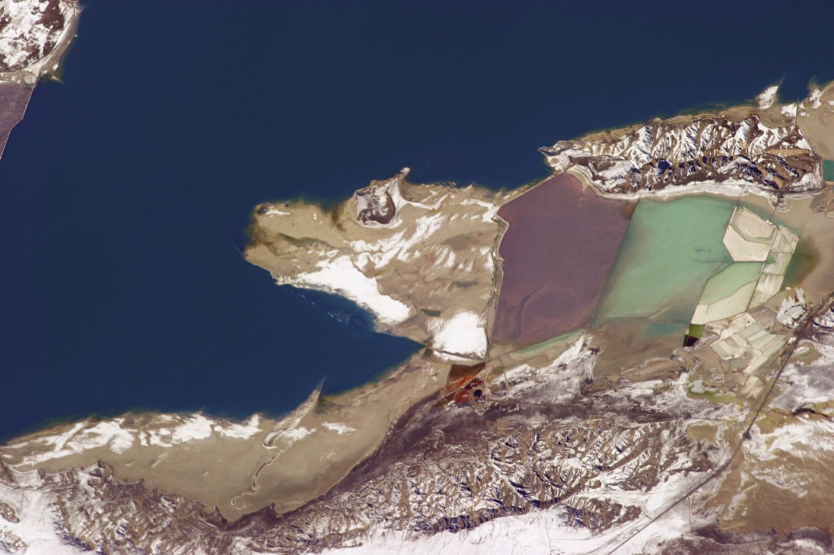 O lago mais salgado do ocidente também teve sua foto tirada pelo astronauta (Foto: Reprodução/NASA/Chris Hadfield)