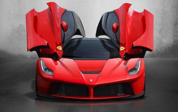 Vendida por 1 milhão de euros, LaFerrari tem 963 cv e supera os 350 km/h (Foto: Divulgação)