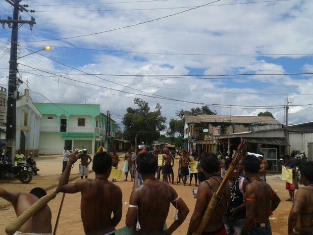 Clima ficou tenso durante protesto em Jacareacanga (Foto: Divulgação / Polícia Civil)