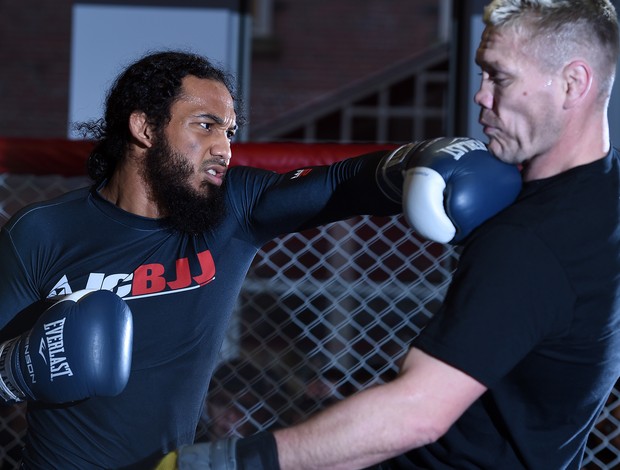Benson Henderson e Joe Riggs, treino UFC (Foto: Getty Images)