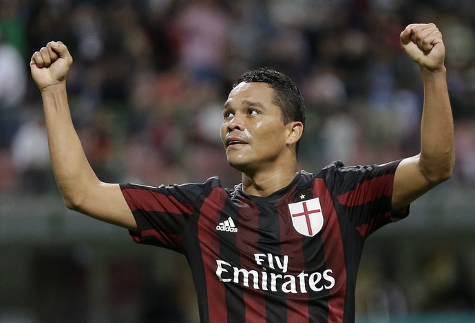 Carlos Bacca, Milan x Palermo (Foto: Agência AP)