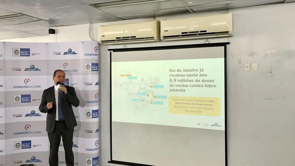 Ministro da Saúde, Ricardo Barros  fez anúncio após visita a uma Clínica da Família no Catumbi, Zona Norte da cidade (Foto: Káthia Mello/G1)