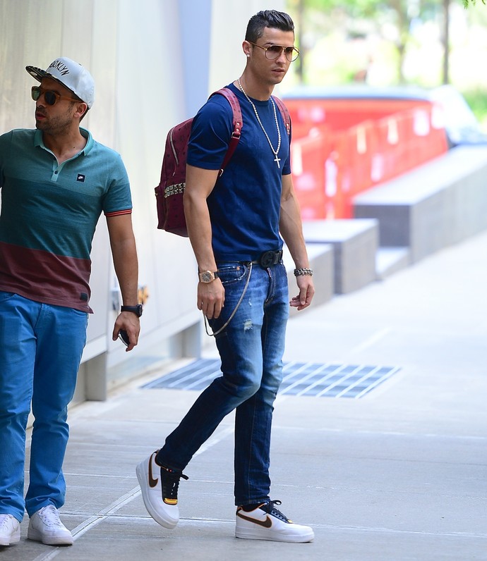 Cristiano Ronaldo e Irina Shayk em Nova York (Foto: Splash News/AKM-GSI)
