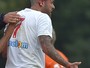 Imagens fortes: Ménez perde parte da orelha durante estreia pelo Bordeaux