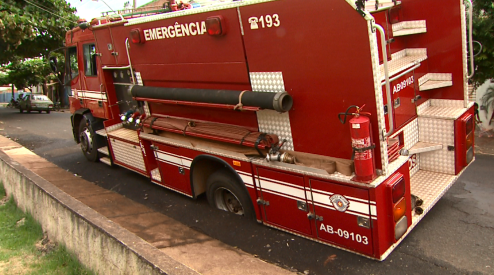 Prefeitura de Ribeirão Preto afirma que enviará equipes ao local para verificar situação (Foto: Reprodução / EPTV) Prefeitura de Ribeirão Preto afirma que enviará equipes ao local para verificar situação (Foto: Reprodução / EPTV)