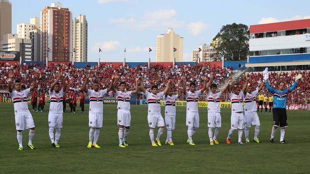 Atlético-PR x São Paulo (Foto: Rubens Chiri/saopaulofc.net)