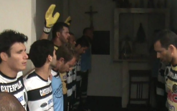 Vídeo mostra jogadores do XV de Piracicaba antes da partida contra o Comercial (Foto: Divulgação / XV de Piracicaba) Vídeo mostra jogadores do XV de Piracicaba antes da partida contra o Comercial (Foto: Divulgação / XV de Piracicaba)