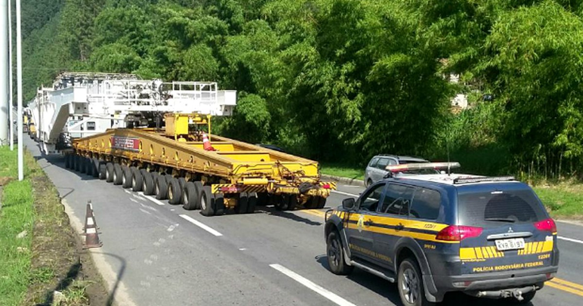 G1 Carreta gigante não vai trafegar na Rio Santos no fim de semana