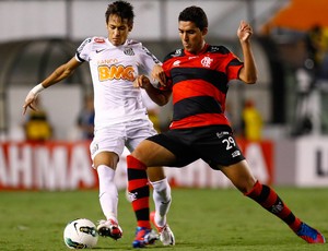 Neymar e Frauches Santos x Flamengo (Foto: Ricardo Saibun / Ag. Estado)