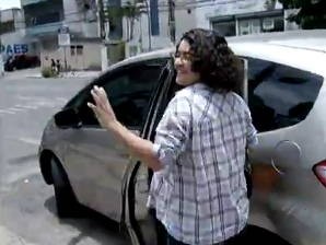 Professora compareceu a polícia neste sábado (22), para prestar depoimento (Foto: Reprodução/TV Liberal)