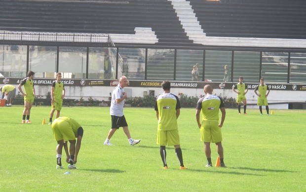 dorival junior vasco treino  (Foto: André Casado)