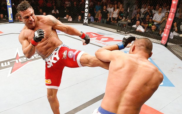 Vitor Belfort e Dan Henderson UFC Goiânia (Foto: Getty Images)