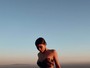 Kylie Jenner posa de biquíni e mostra suas curvas em ensaio sensual