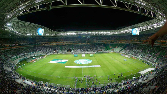 Wi-fi e serviço de alimentação da arena foram ajustados, diz empresa