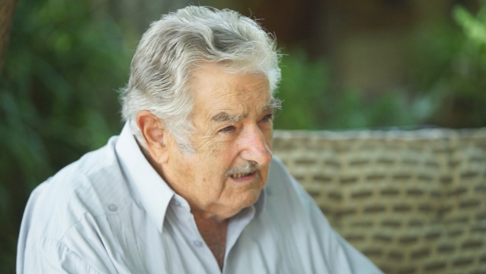 Mujica durante bate-papo com Pedro Bial (Foto: Reprodução/TV Globo)