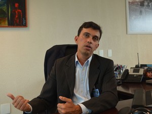 Superintendente da Infraero afirma que não houve pouso forçado (Foto: Jorge Machado/G1) Superintendente da Infraero afirma que não houve pouso forçado (Foto: Jorge Machado/G1)