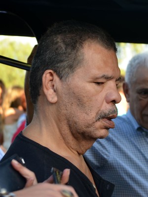 Maguila se emocionou na despedida ao narrador Luciano do Valle (Foto: Fernando Pacífico / G1 Campinas)