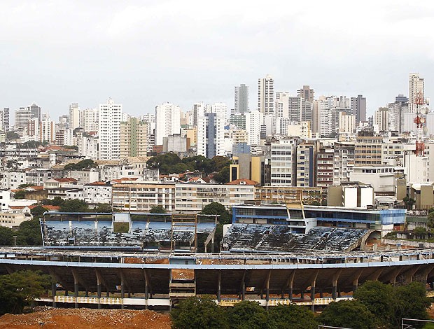 implosão do estádio Fonte Nova (Foto: Lúcio Távora / Ag. A TARDE) implosão do estádio Fonte Nova (Foto: Lúcio Távora / Ag. A TARDE)