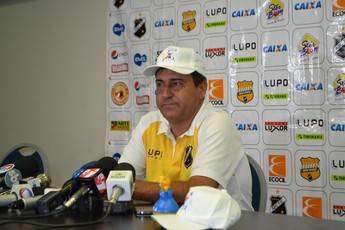Zé Teodoro - técnico do ABC (Foto: Jocaff Souza/GloboEsporte.com)