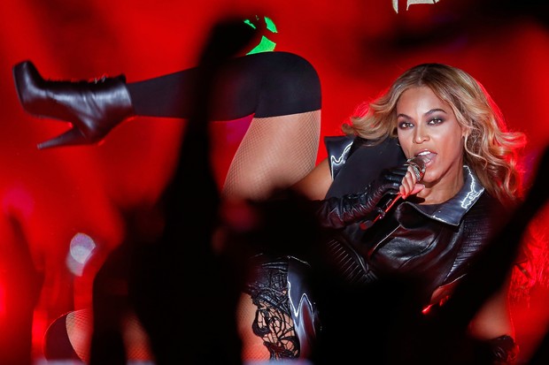 Beyoncé canta no Super Bowl (Foto: Chris Graythen/ Getty Images/ Agência)