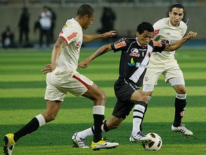 allan vasco x universitario peru sul-americana (Foto: AP) allan vasco x universitario peru sul-americana (Foto: AP)