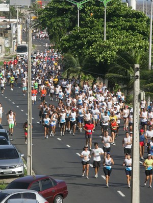 Meia Maratona de Fortaleza (Foto: Tuno Vieira/Agência Diário)